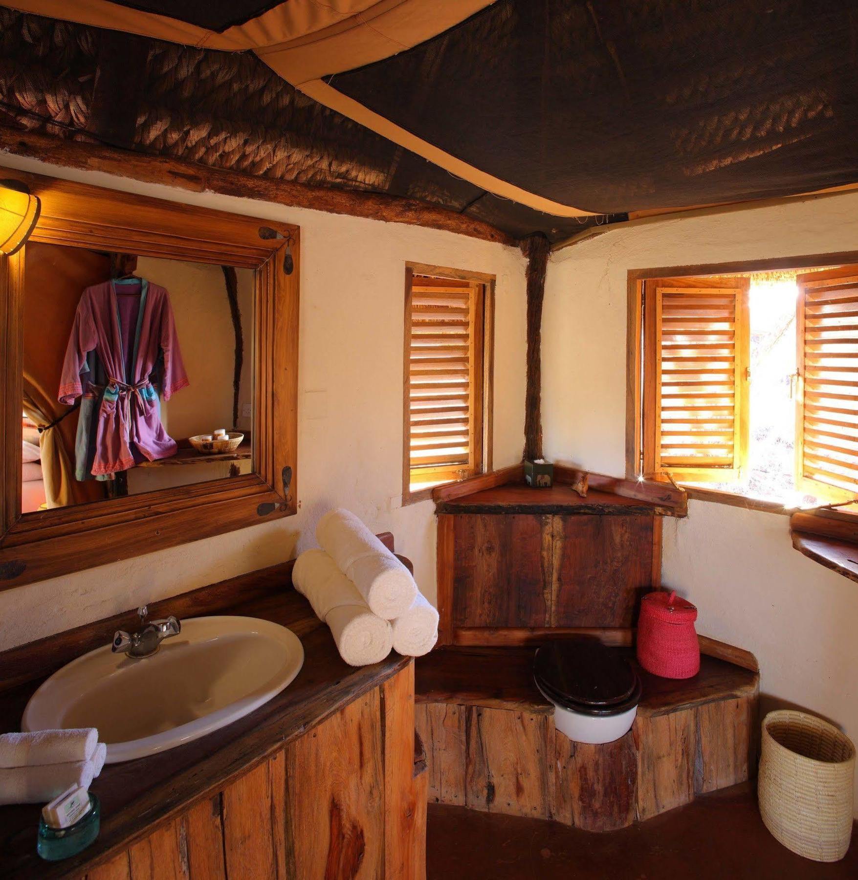 Elewana Lewa Safari Camp Hotel Timau Kültér fotó